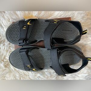 Everest Men’s Size 13 Sandals